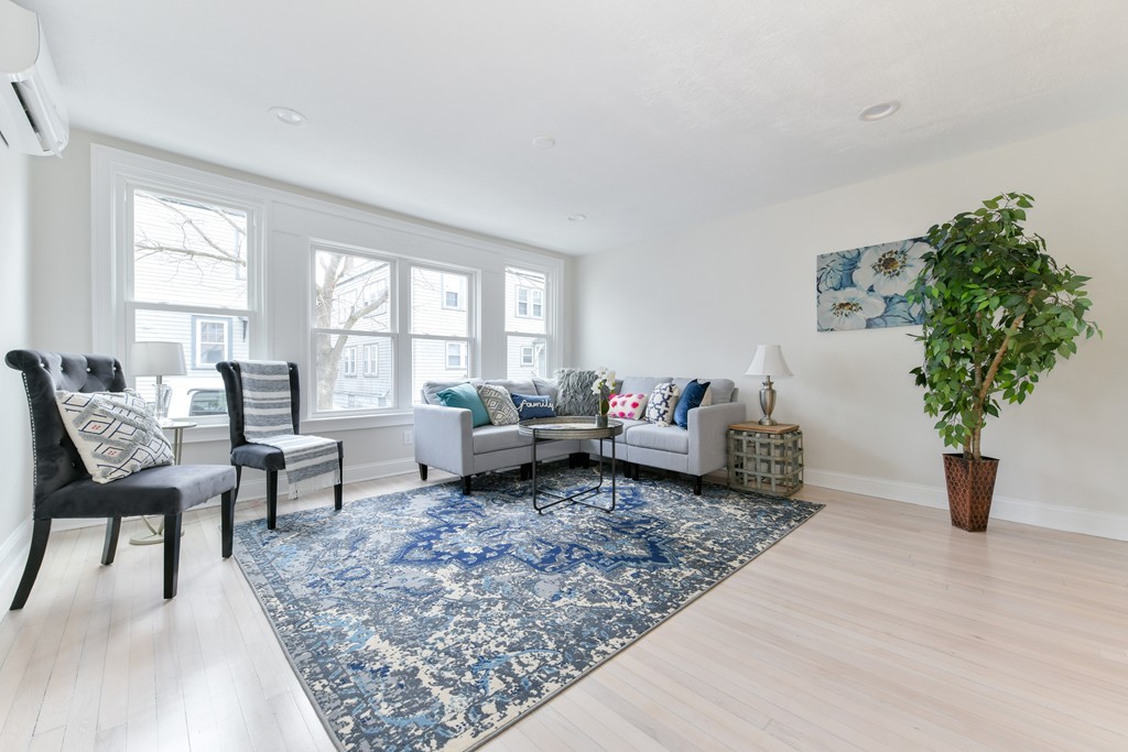 34 Underhill Street, Unit 1