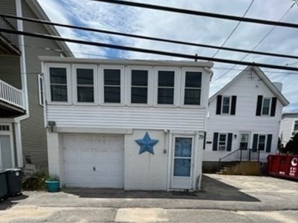 79 Central Avenue