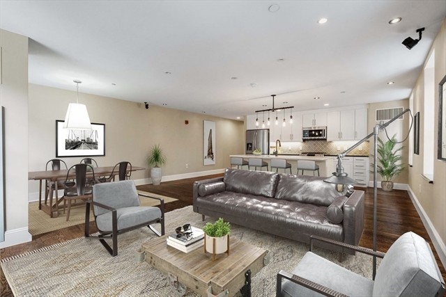 80 Broad Street, Unit 301