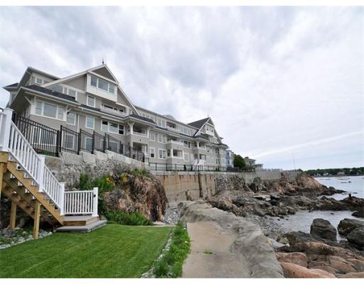 245 Humphrey Street, Unit 304, Swampscott
