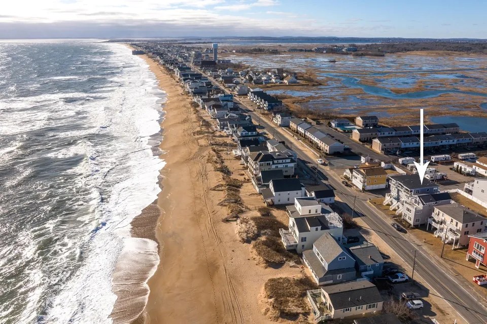 285 North End Boulevard, Unit 3, Salisbury Beach
