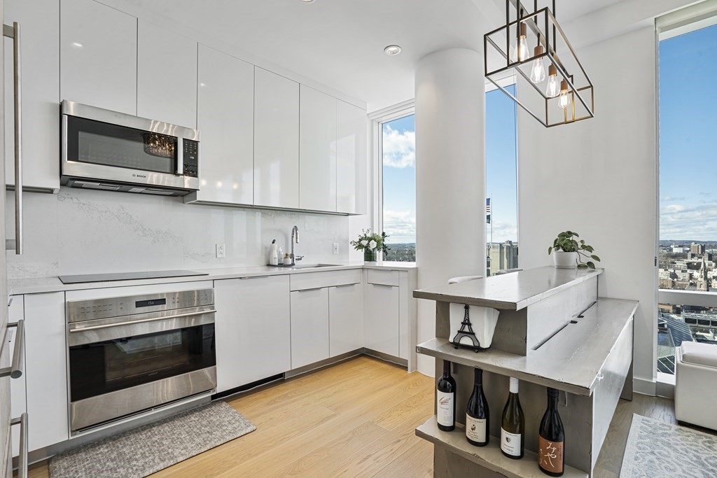 188 Brookline Avenue Unit 19G — MLS listing photo 5