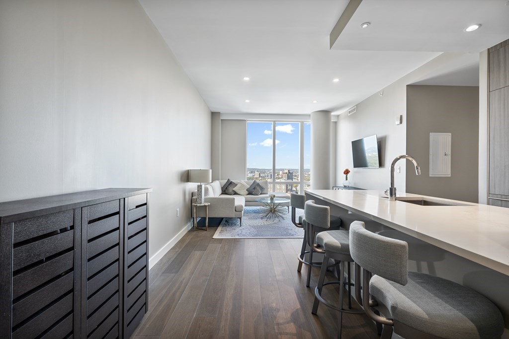 188 Brookline Avenue Unit 26I — MLS listing photo 5
