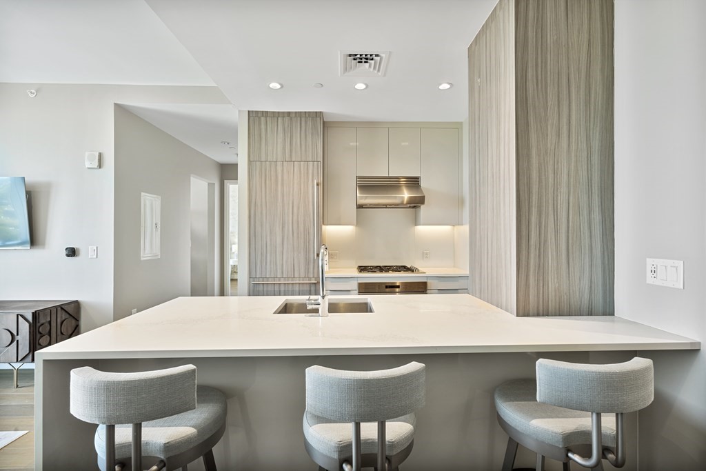188 Brookline Avenue Unit 26I — MLS listing photo 7