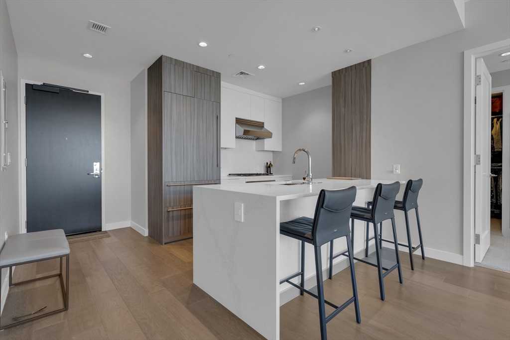 188 Brookline Avenue Unit 27E — MLS listing photo 7