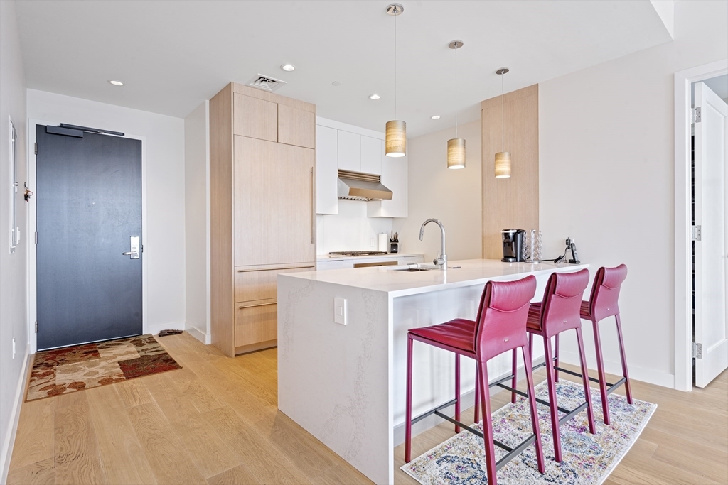 188 Brookline Avenue Unit 19E — MLS listing photo 3