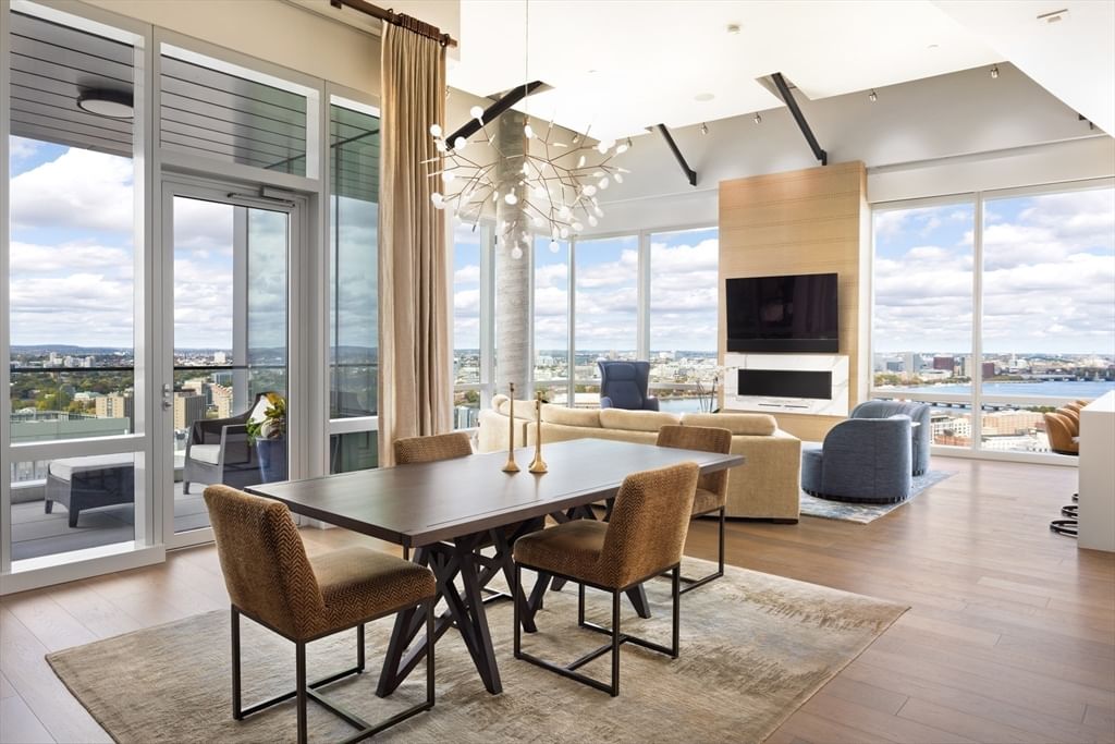 188 Brookline Avenue Unit 29E — MLS listing photo 3
