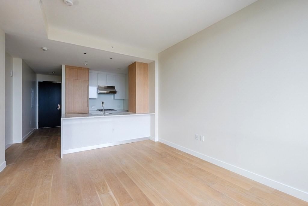 188 Brookline Avenue Unit 20F — MLS listing photo 4