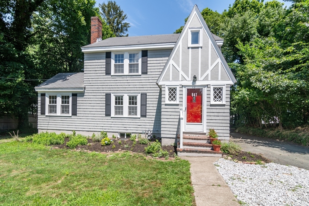 847 Worcester Street