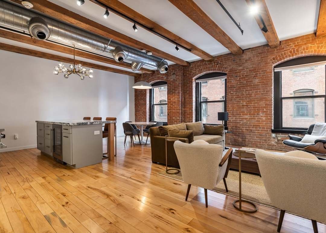 21 Wormwood Street, Unit 411